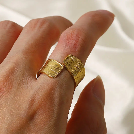 Cross Hammered Texture Ring